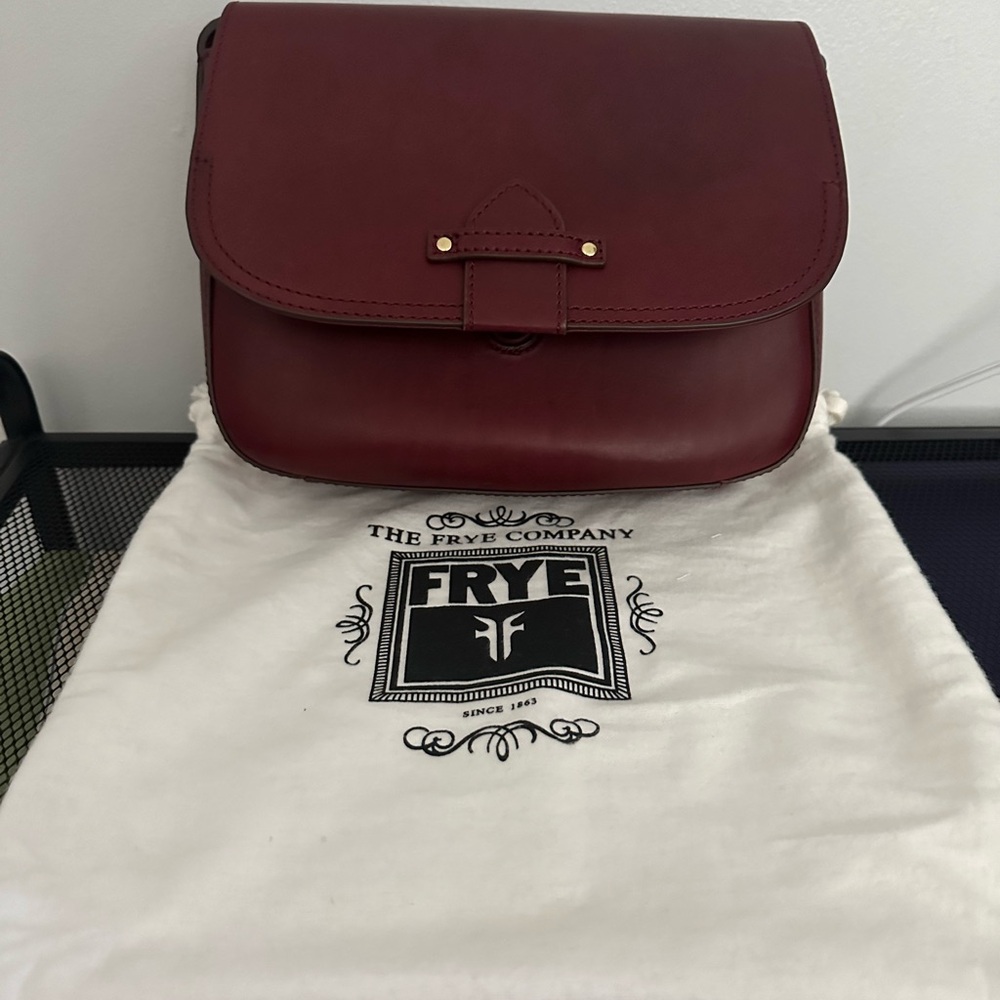 Frye Casey Crossbody (Wine)  Leather Crossbody Bag